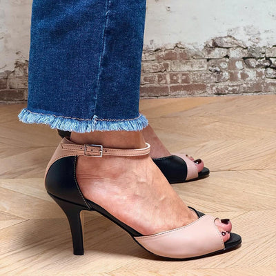 Leara™ | Mid-heel décolleté with ankle strap