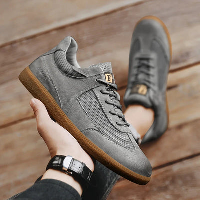 Safar Sneakers