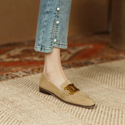 Retro Metal Buckle Loafers