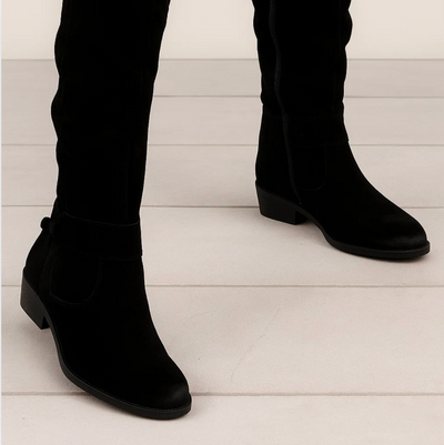 BelleVie Elegance – Timeless suede Boots for Women